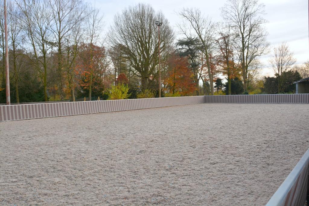 Haras Des Chartreux Hotell Estaimbourg Eksteriør bilde