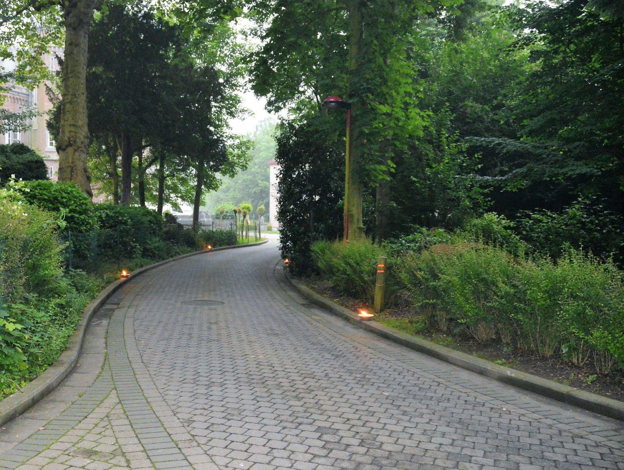 Haras Des Chartreux Hotell Estaimbourg Eksteriør bilde